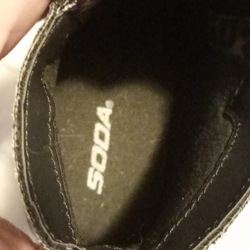 Soda wedgie sneaker size 7.5. (05) - Picture 10 of 11